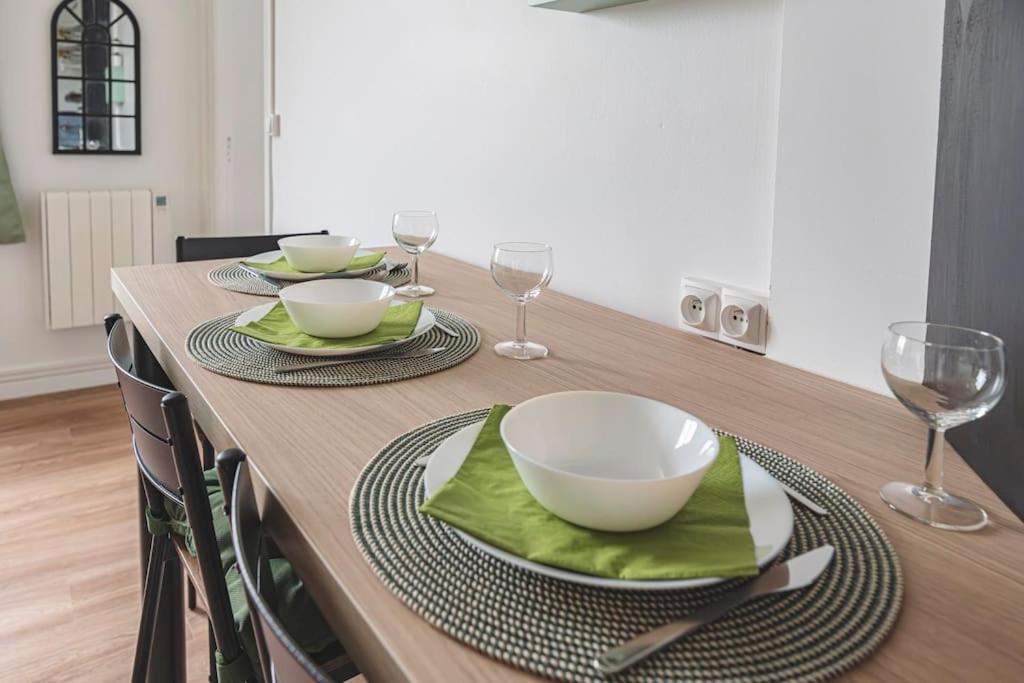 La Riviere, Appartement 3 Personnes Isles-sur-Suippe Bagian luar foto